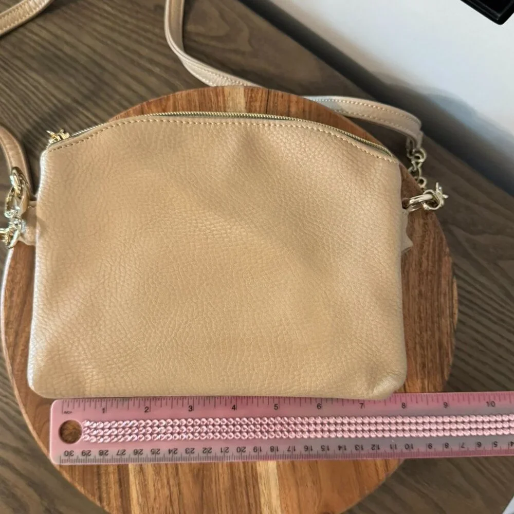 Charming Charlie Tan Crossbody Shoulder Bag  -  Versatile Everyday Purse - Picture 8 of 9